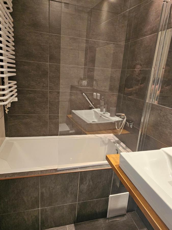 Stary Toruń Apartament Rodzinny - Calodobowe Zakwaterowanie, Bezplatny Parking מראה חיצוני תמונה